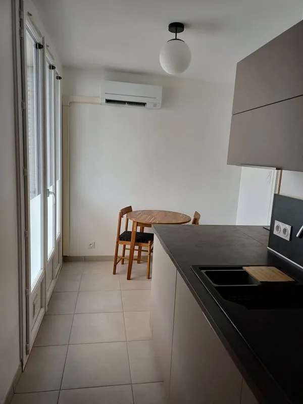 Location Grenoble Appartement 6a80e7495504