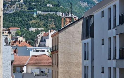 Location Grenoble Appartement 6a80eae965f5