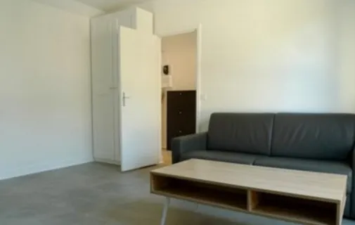 Location Rueil-Malmaison Appartement 6a82d39a953a