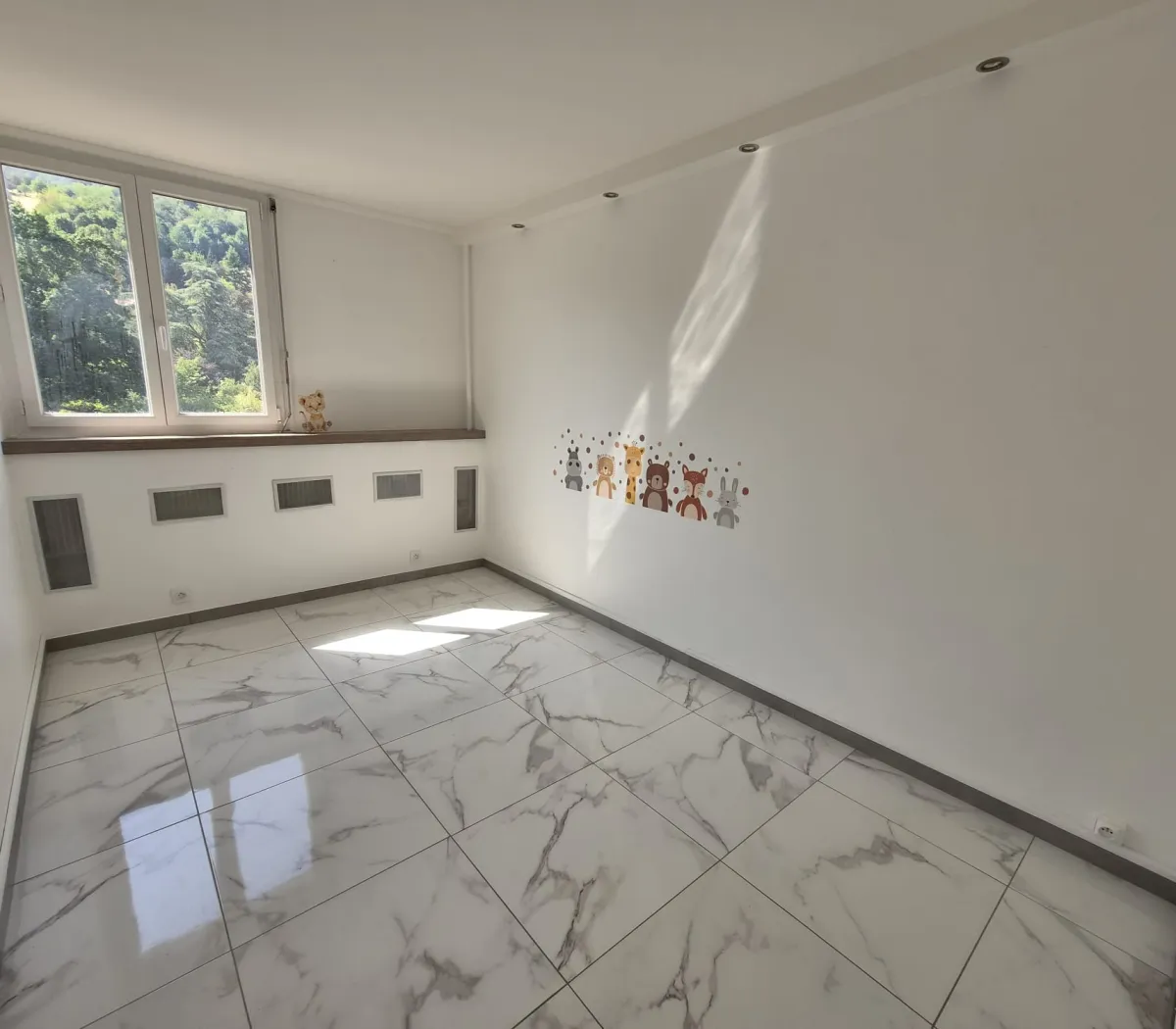 Location Saint-Étienne Appartement 6a82daa9b4b4