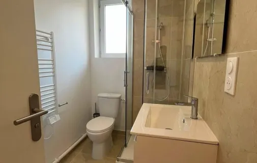 Location Grenoble Appartement 6a83025bcb70