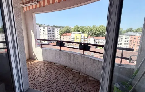 Location Lyon Appartement 6a83029f7ed1