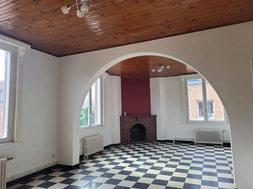 Location Lens Appartement 6a842f0db284
