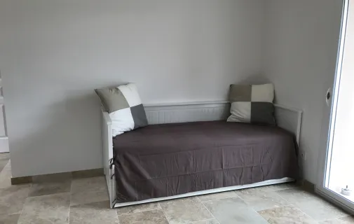 Location Salon-de-Provence Appartement 6a85c3c15ddc