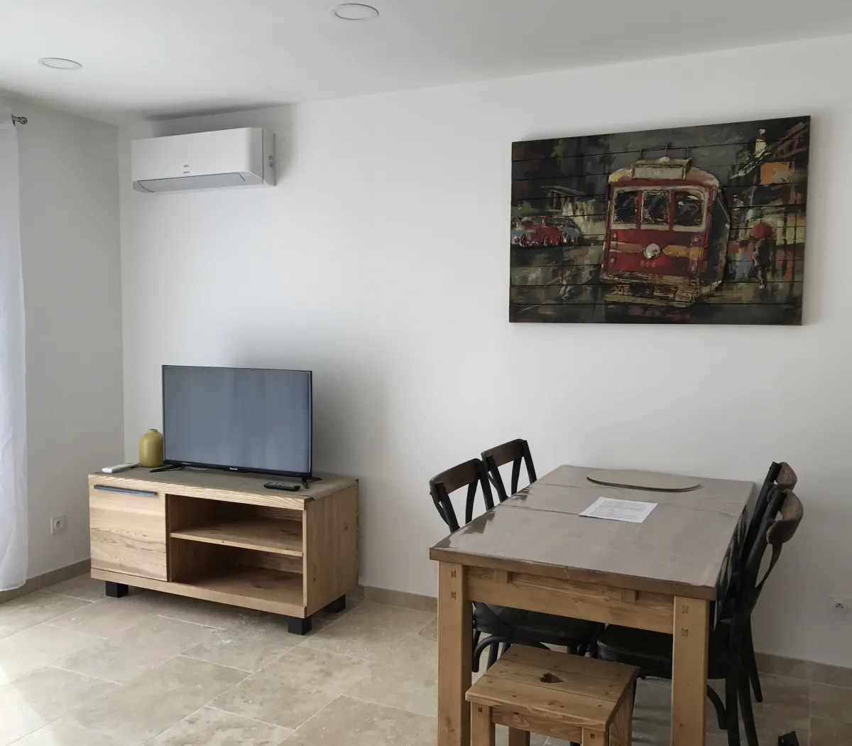 Location Salon-de-Provence Appartement 6a85c3c15ddc