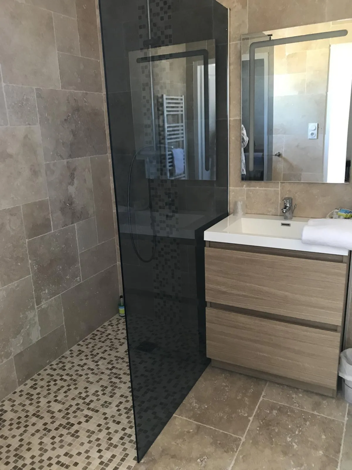 Location Salon-de-Provence Appartement 6a85c3c15ddc
