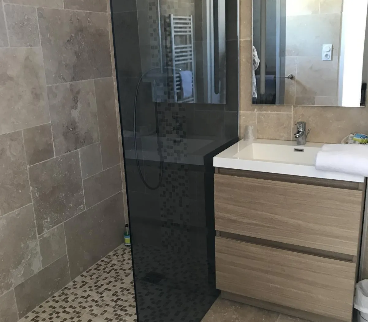 Location Salon-de-Provence Appartement 6a85c3c15ddc