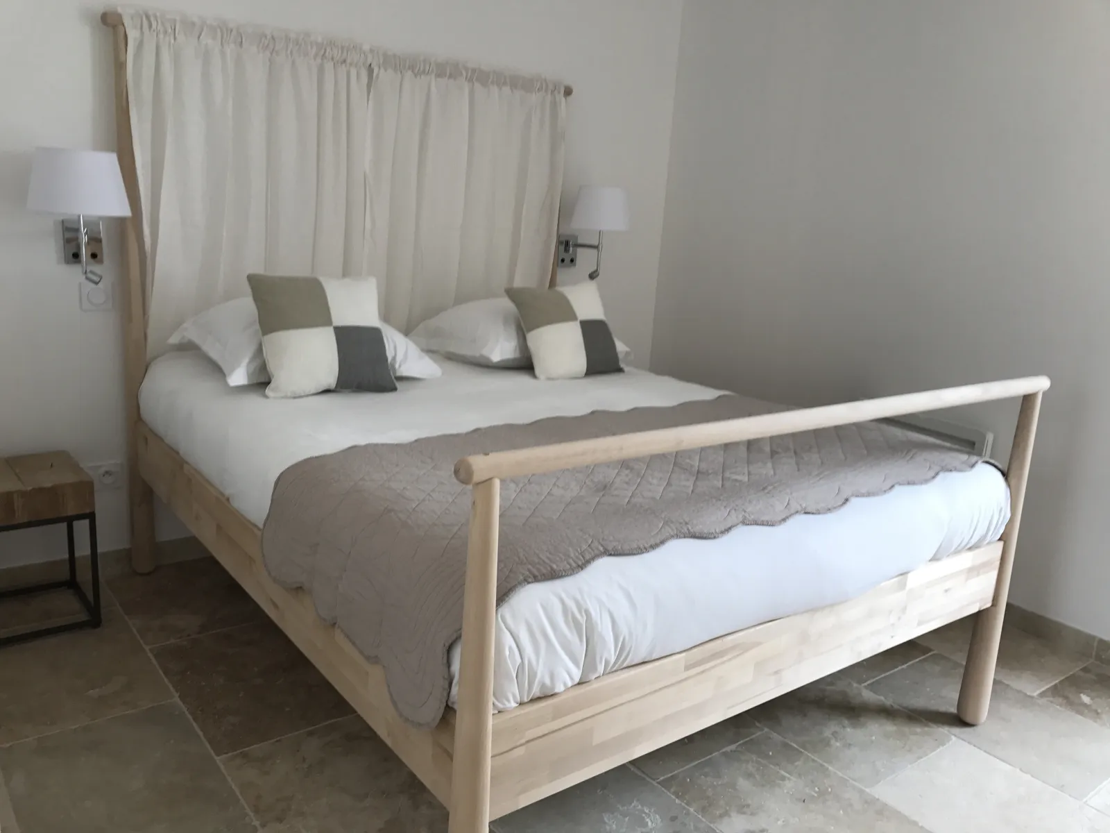 Location Salon-de-Provence Appartement 6a85c3c15ddc