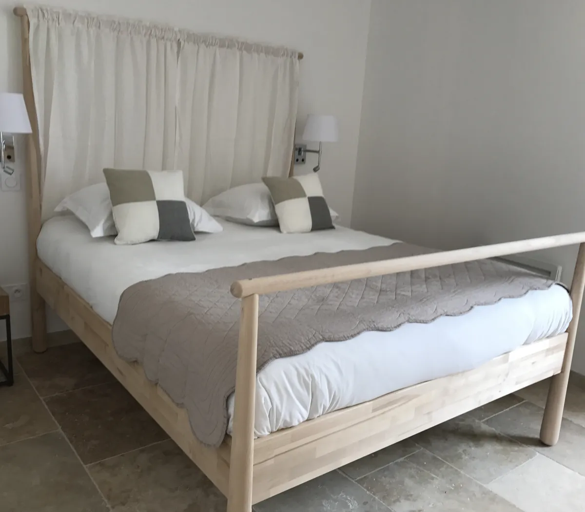 Location Salon-de-Provence Appartement 6a85c3c15ddc