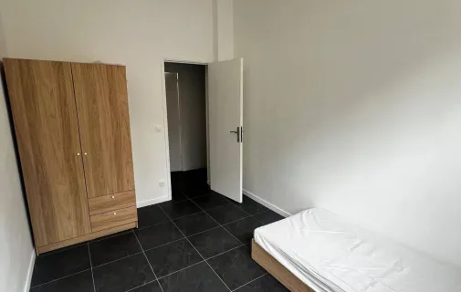 Location Courbevoie Chambre 6a870798df98