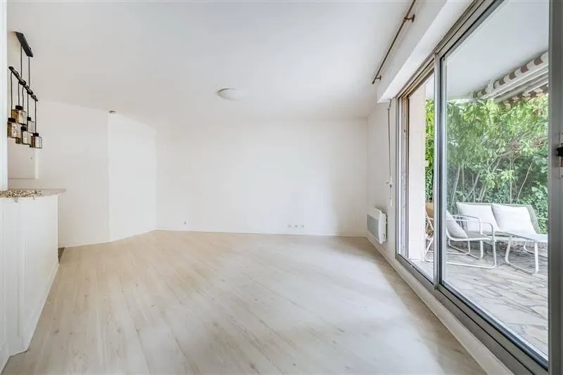 Location Levallois-Perret Appartement 6a88442e7612