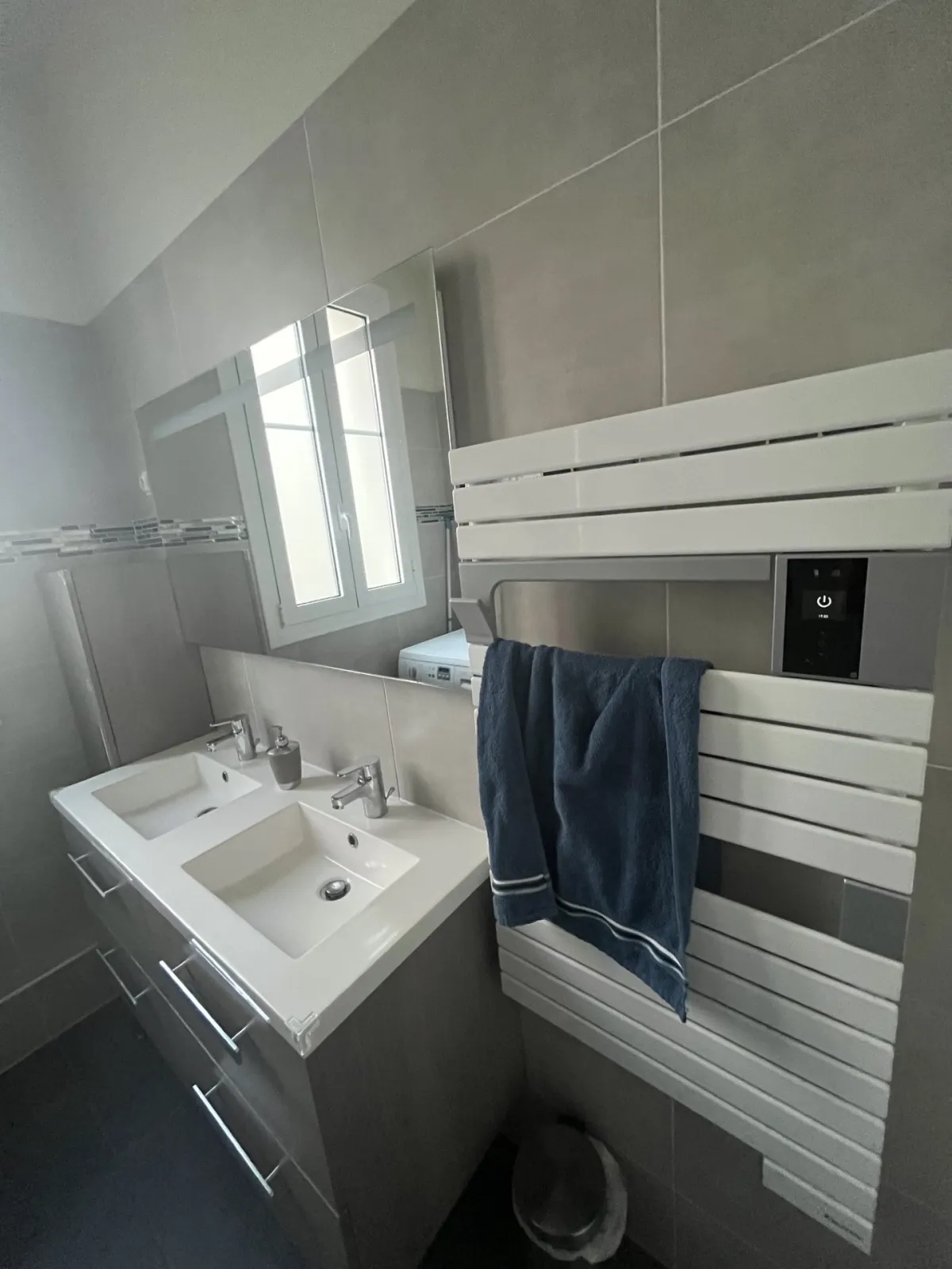 Location Courbevoie Appartement 6a88f730df6c