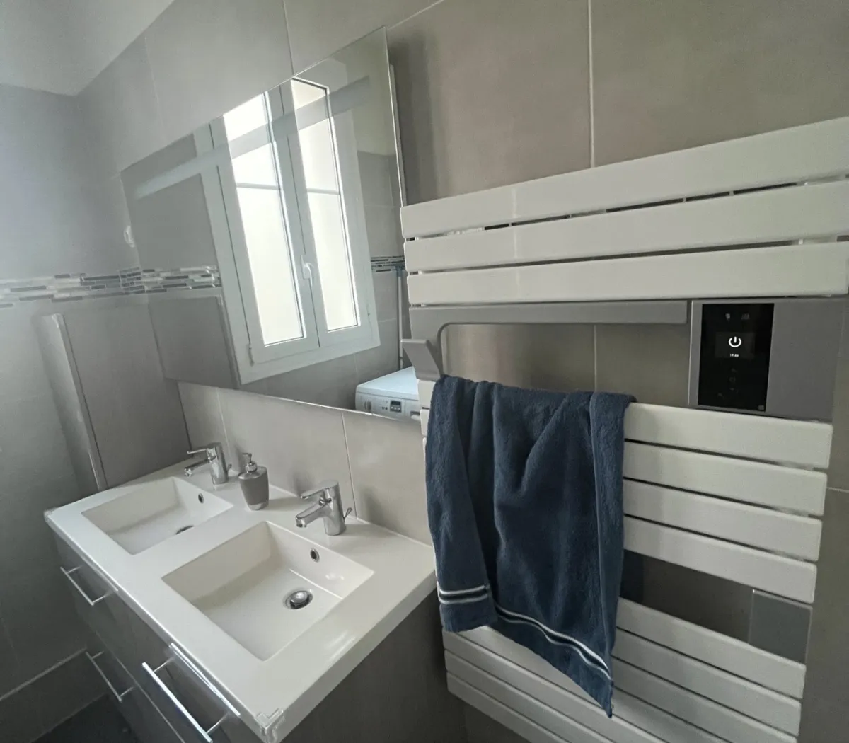 Location Courbevoie Appartement 6a88f730df6c
