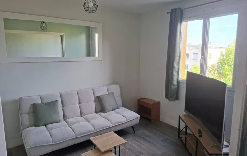 Location Laval Chambre 6a8c3d86339e