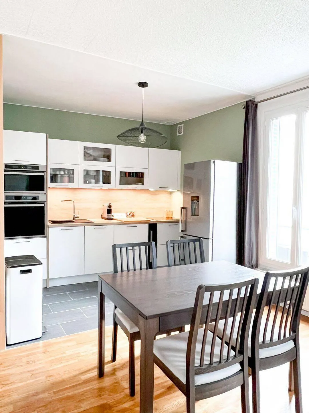Location Courbevoie Appartement 6a8d9bf995c3