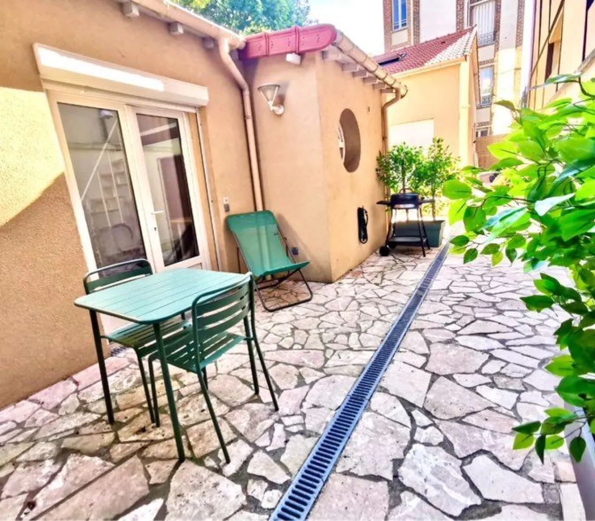 Location Courbevoie Appartement 6a8deb4f0c61