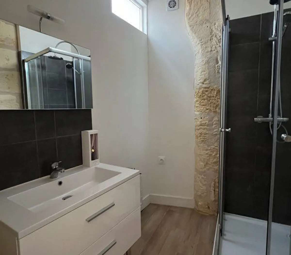 Location Bordeaux Appartement 6a8deb5a8f42