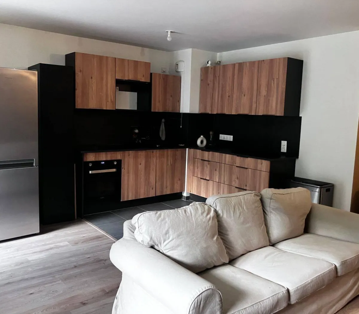 Location Aubervilliers Appartement 6a8ff67b1a9d
