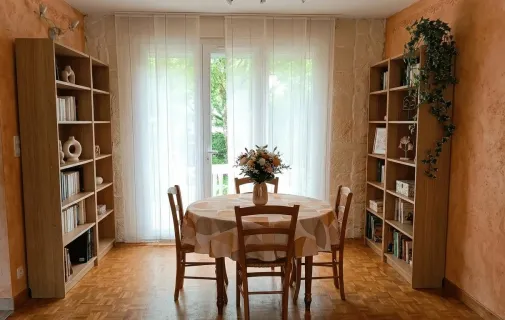 Location Montigny-le-Bretonneux Chambre 6a918500c883