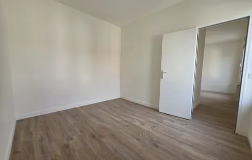 Location Bobigny Appartement 6a9470f617e8