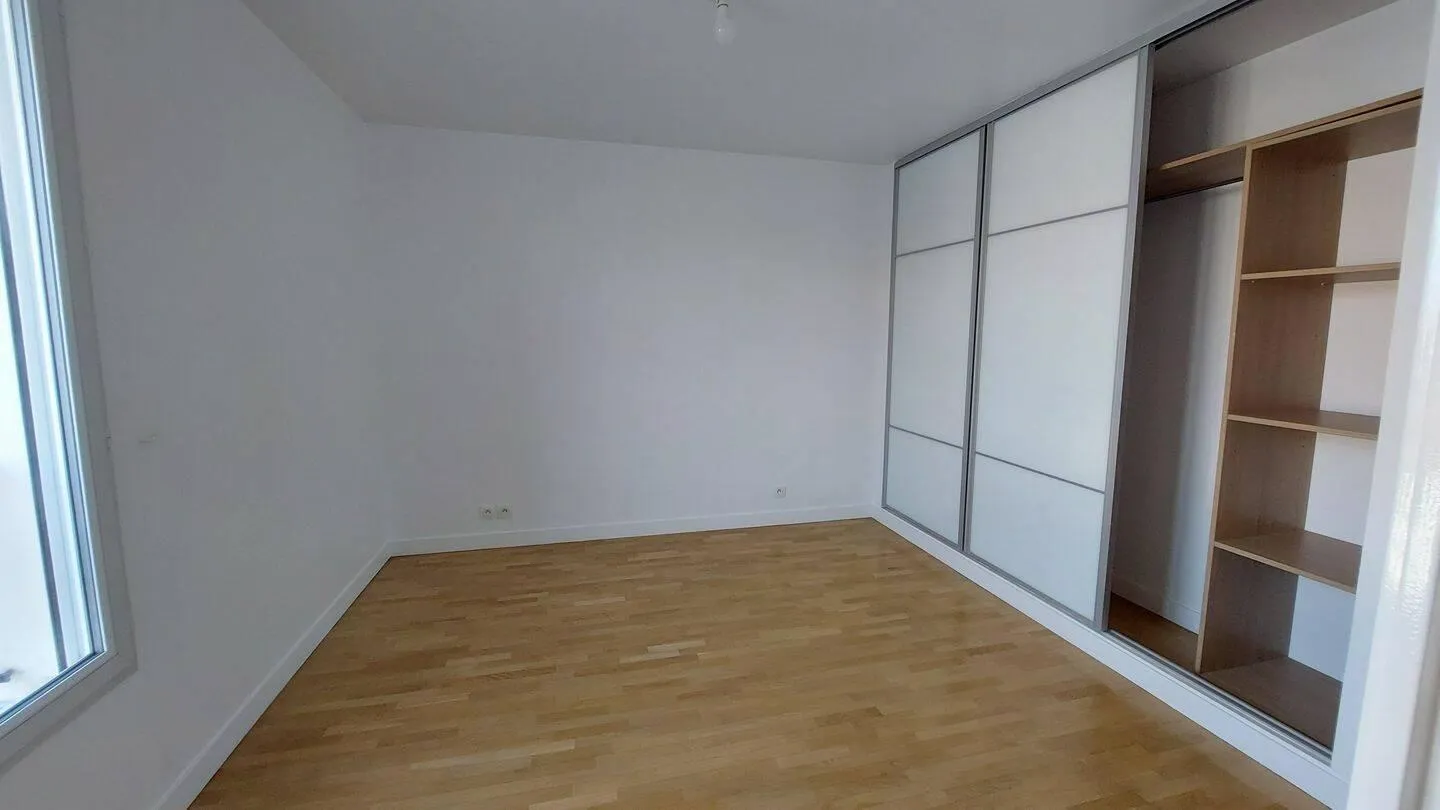 Location Charenton-le-Pont Appartement 6a952d731386