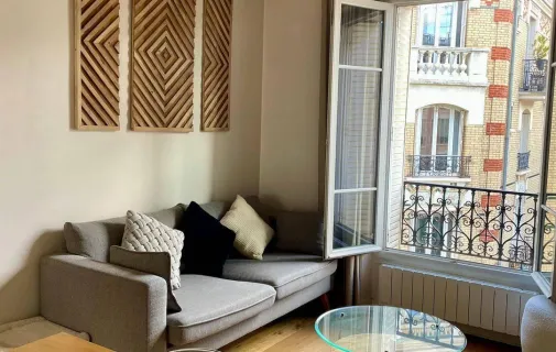 Location Courbevoie Appartement 6a96d18742d9