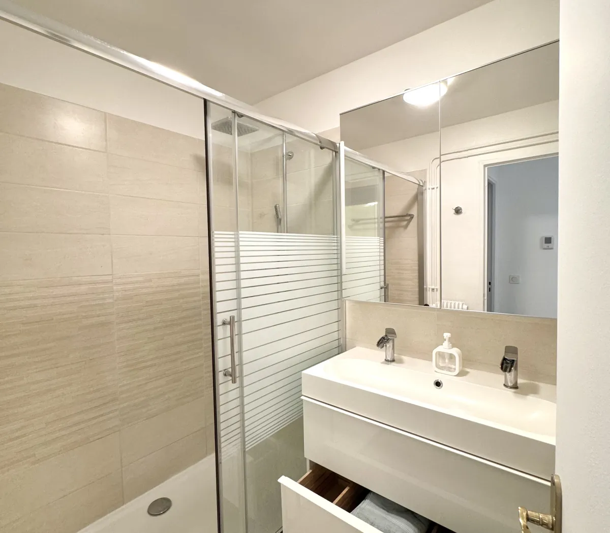 Location Aubagne Appartement 6a982d43020d