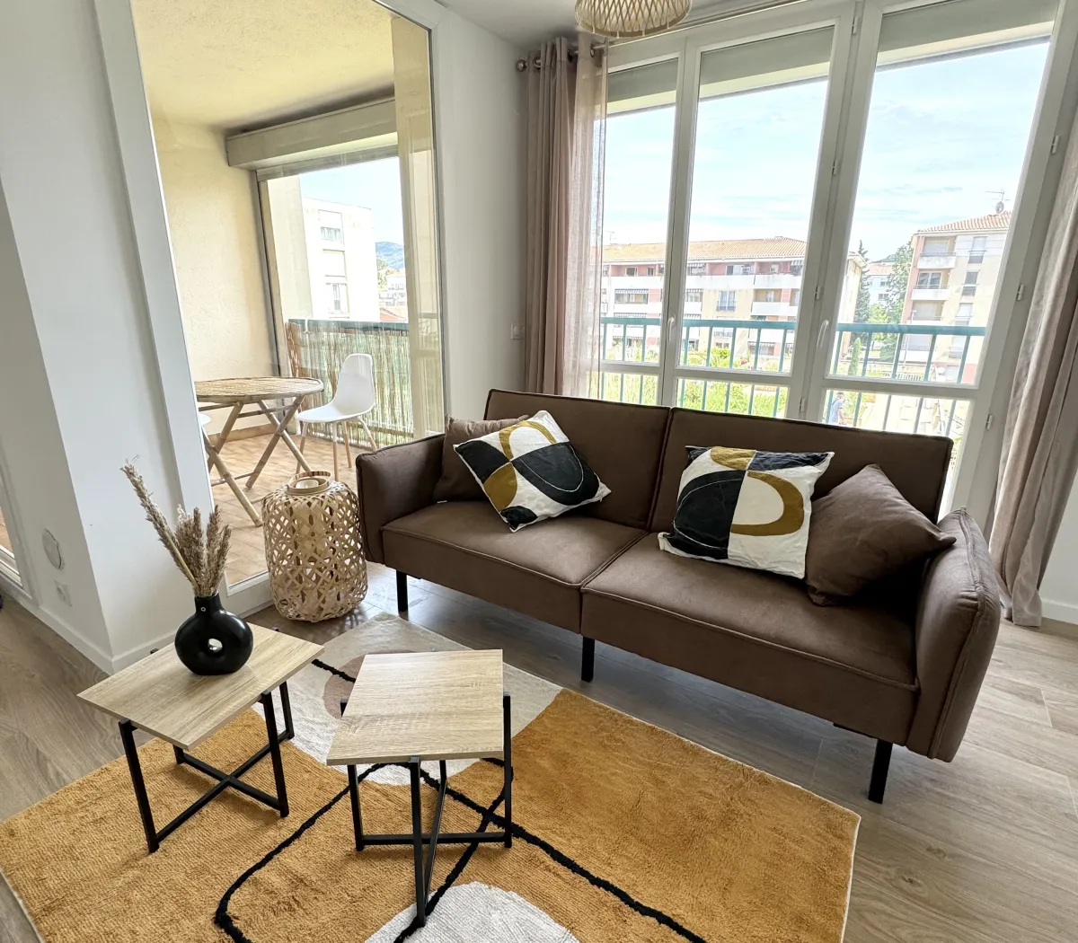 Location Aubagne Appartement 6a982d43020d