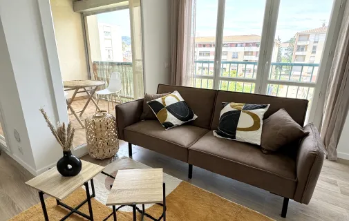Location Aubagne Appartement 6a982d43020d