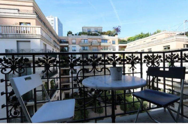 Location Paris Appartement 6a9920a06e8b