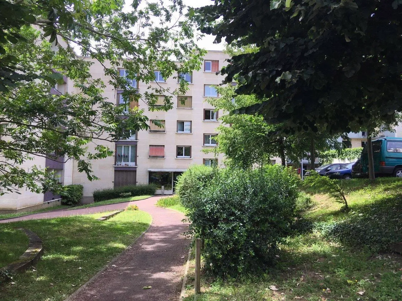 Location Fontenay-aux-Roses Appartement 6a9e6b4b9253