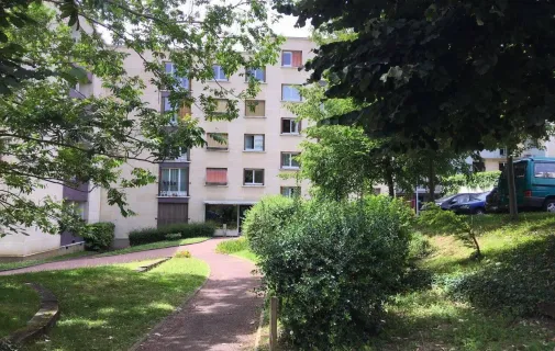 Location Fontenay-aux-Roses Appartement 6a9e6b4b9253