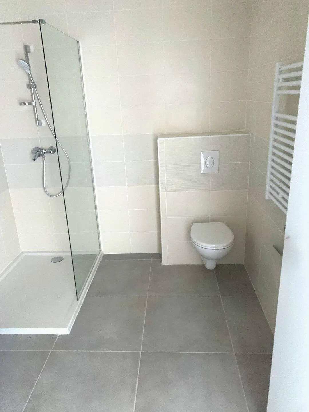 Location Nice Appartement 6aa6d494021a