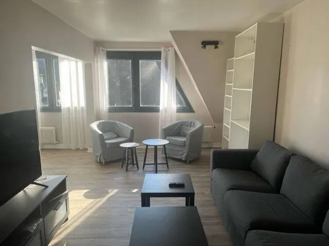 Location Tours Chambre 6aac2edbe95a