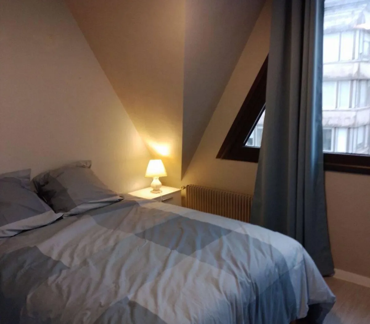 Location Tours Chambre 6aac2edbe95a