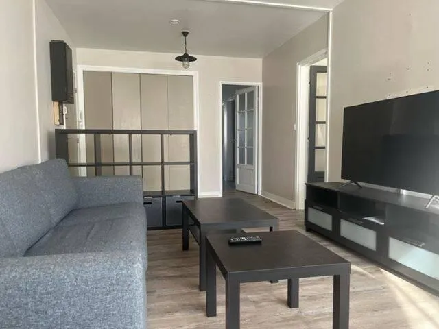 Location Tours Chambre 6aac2edbe95a