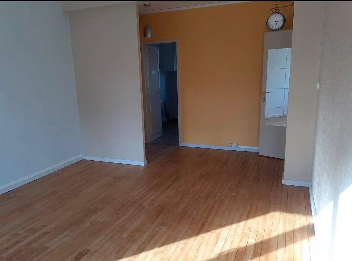 Location Tours Appartement 6ab233f2c5f2