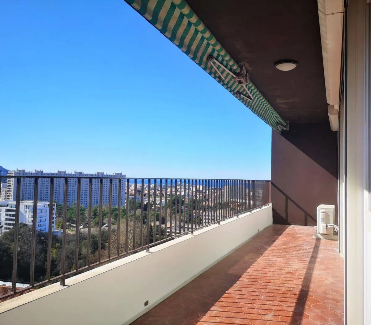 Location Marseille Appartement 6ab385667643