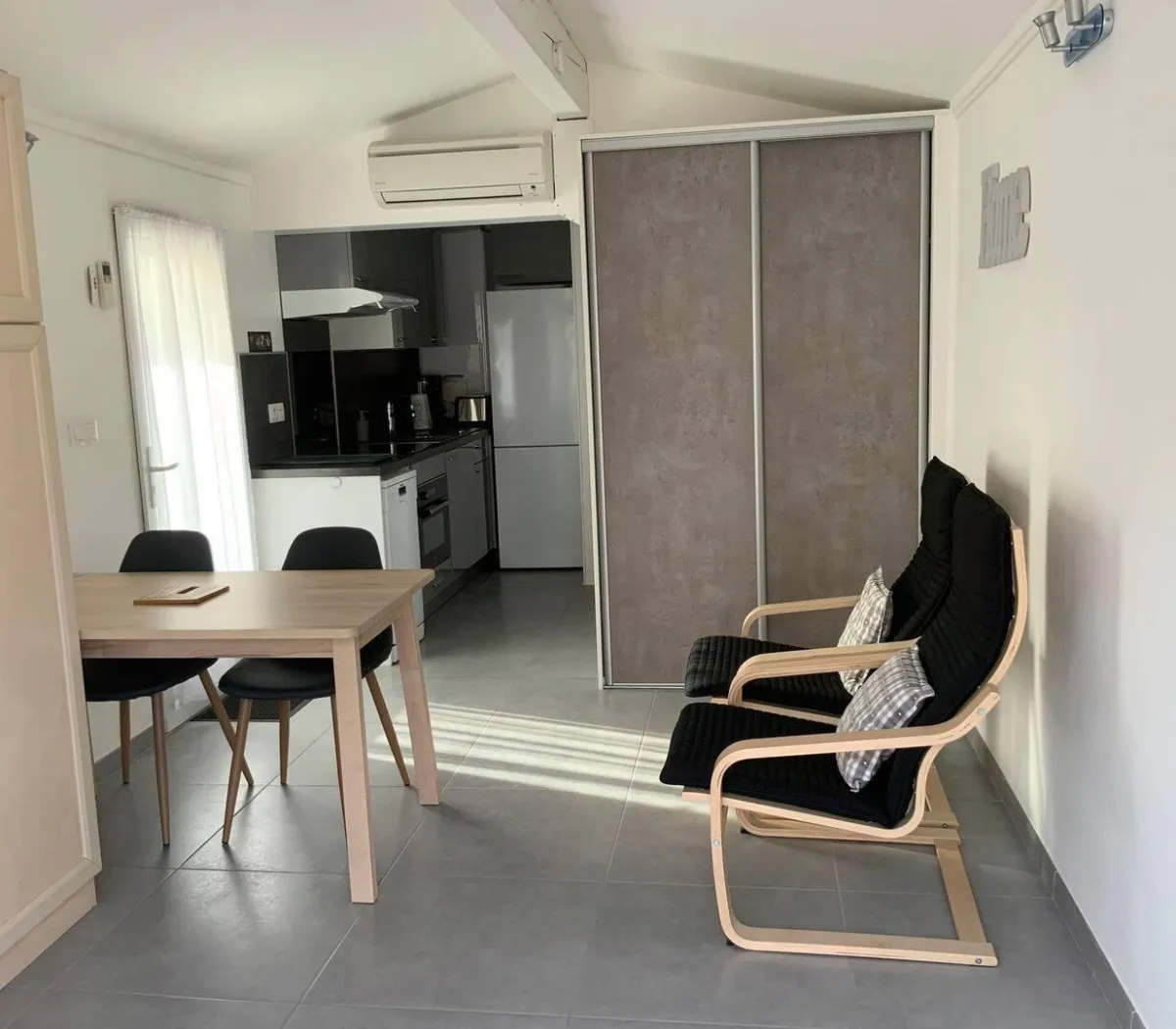 Location Mandelieu-la-Napoule Appartement 6ab44f2c46df