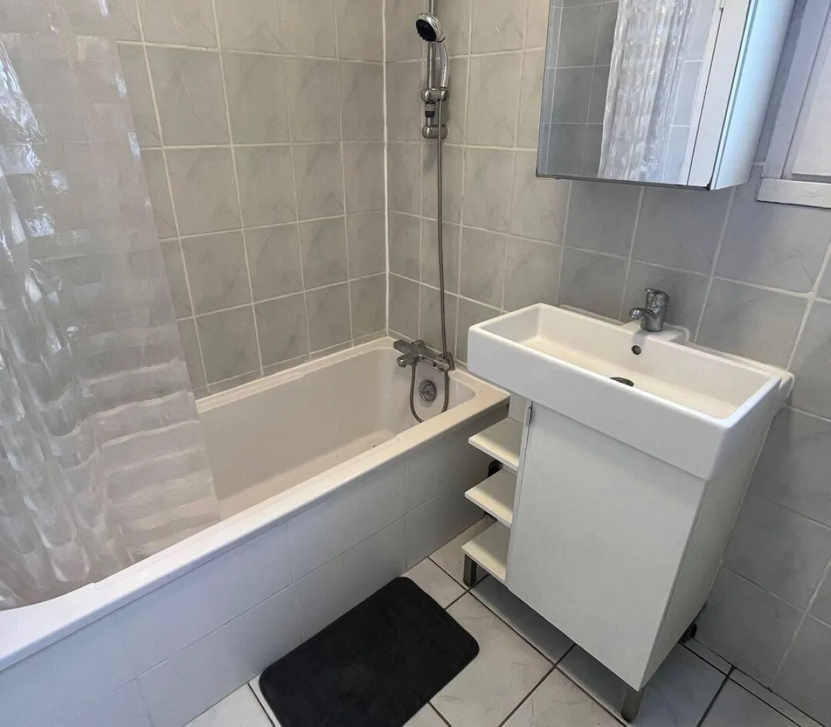 Location Évry-Courcouronnes Appartement 6ab7b79b34a7