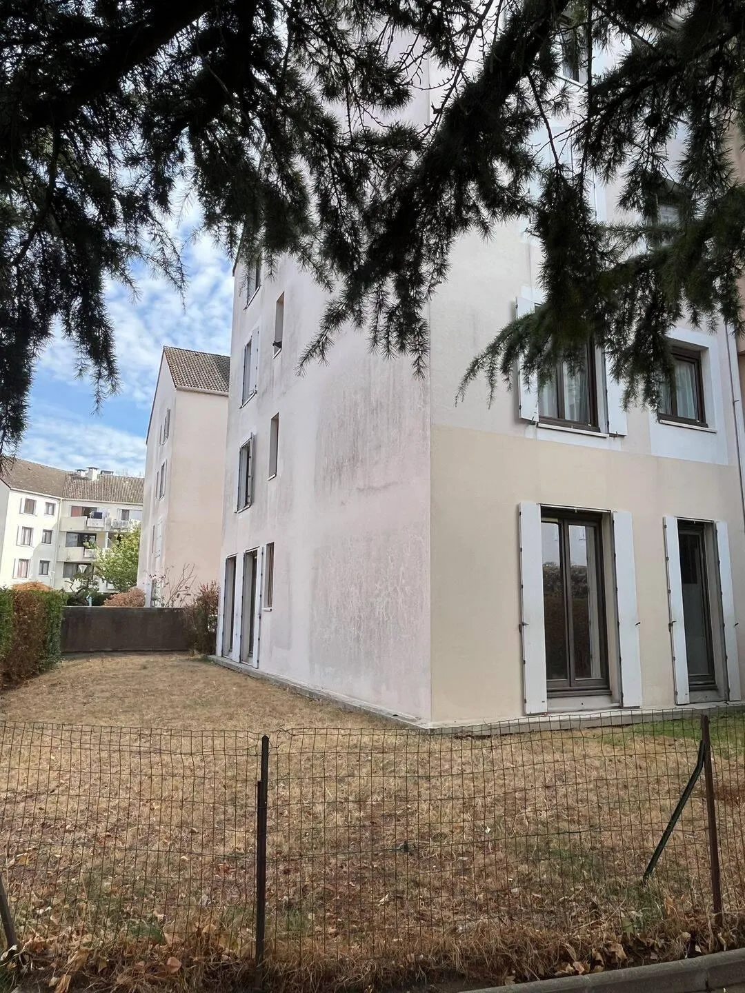 Location Évry-Courcouronnes Appartement 6ab7b79b34a7