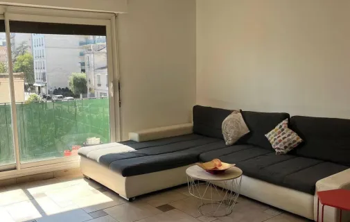 Location Courbevoie Appartement 6aba3e396bf5