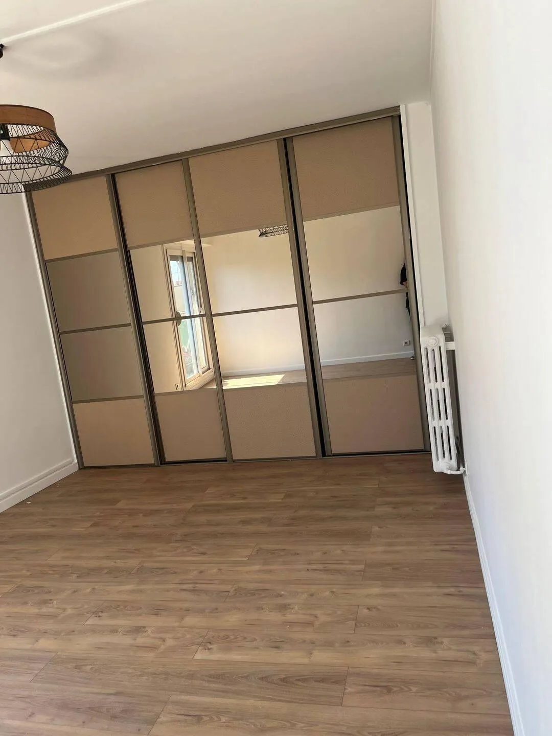 Location Courbevoie Appartement 6aba3e396bf5