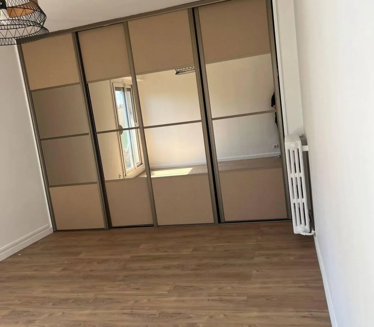 Location Courbevoie Appartement 6aba3e396bf5