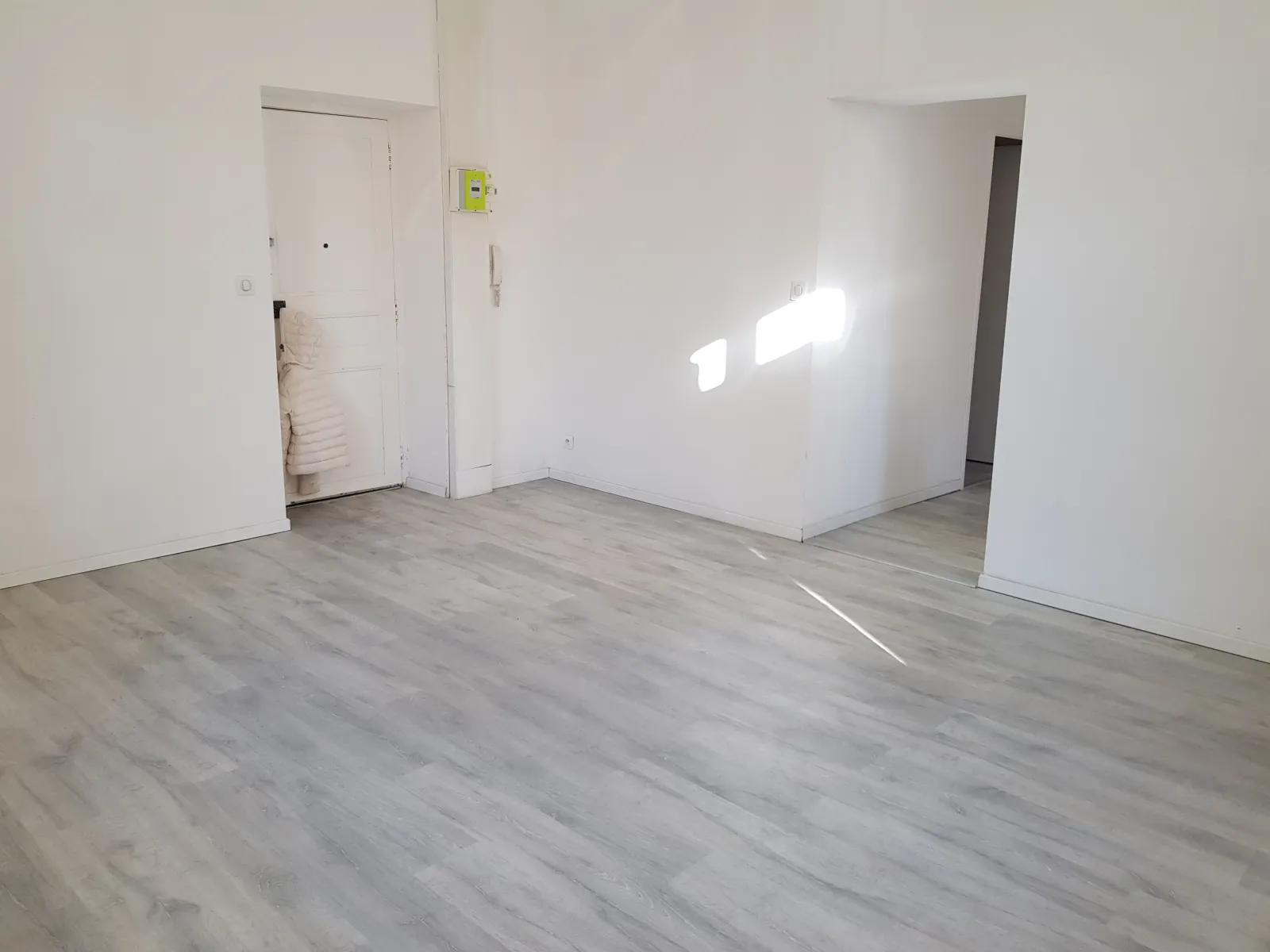 Location Nîmes Appartement 6abb69685bee