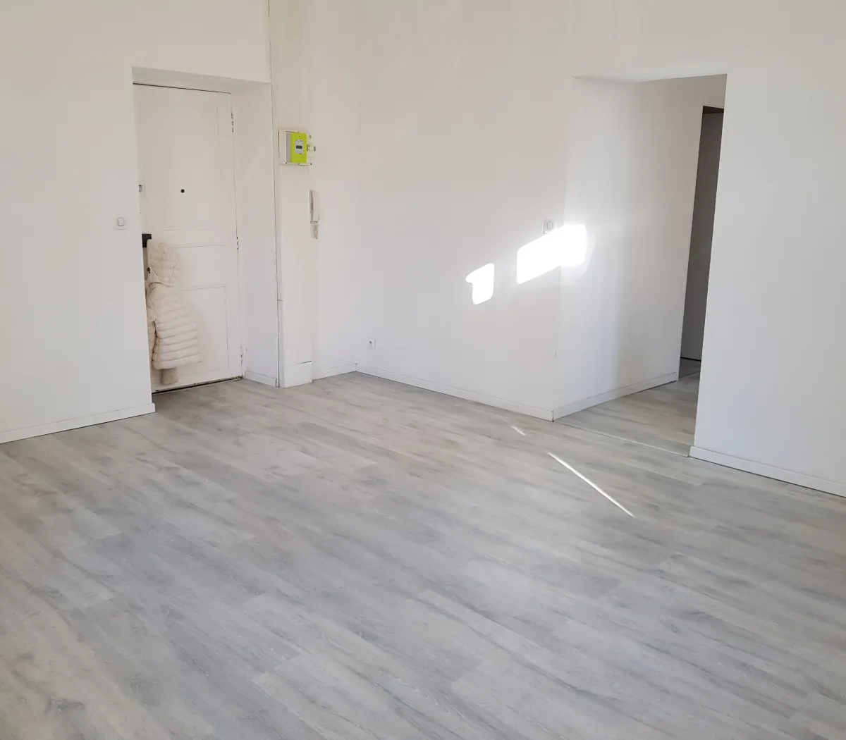 Location Nîmes Appartement 6abb69685bee