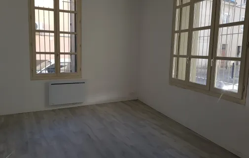 Location Nîmes Appartement 6abb69685bee