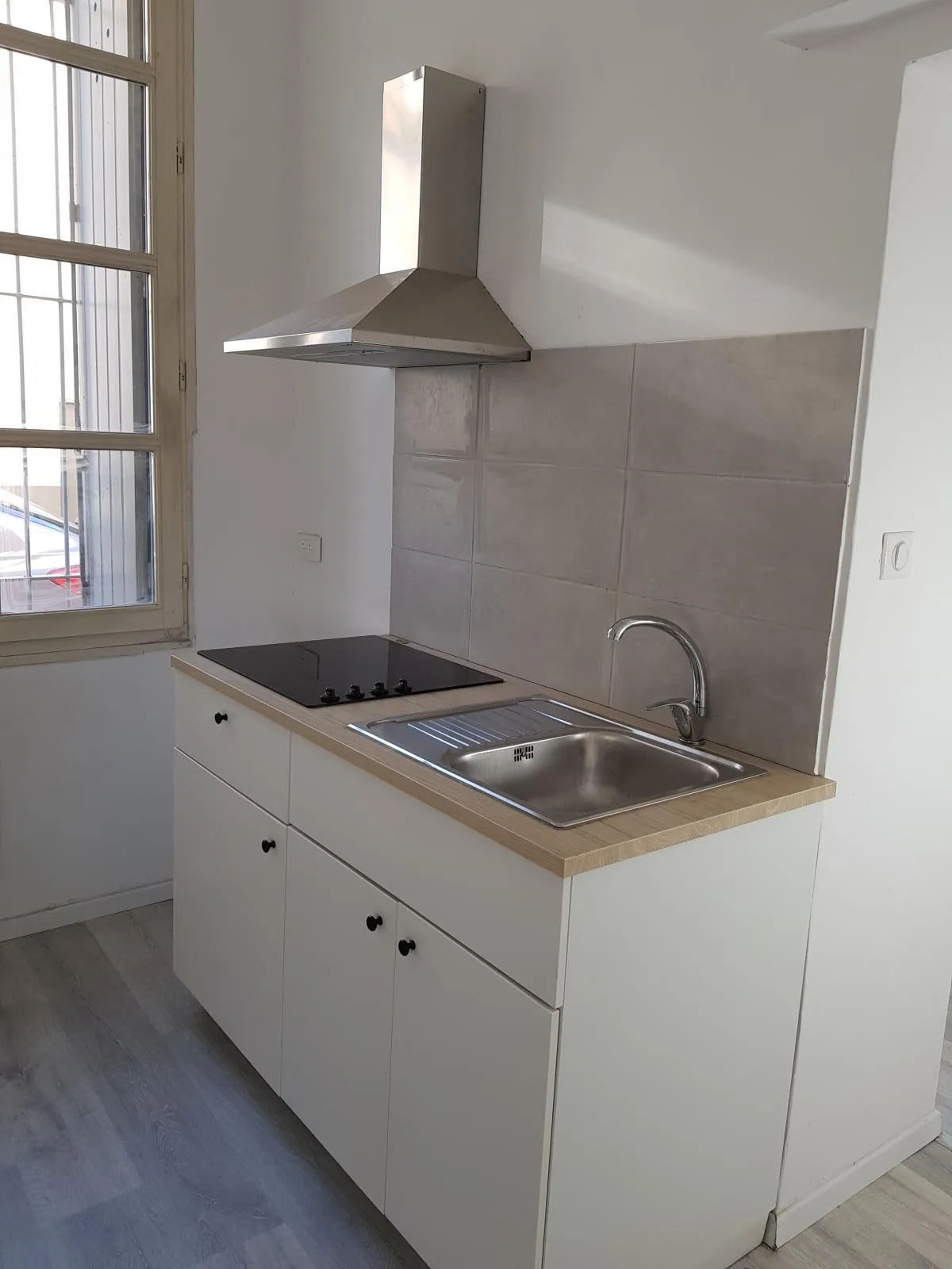 Location Nîmes Appartement 6abb69685bee