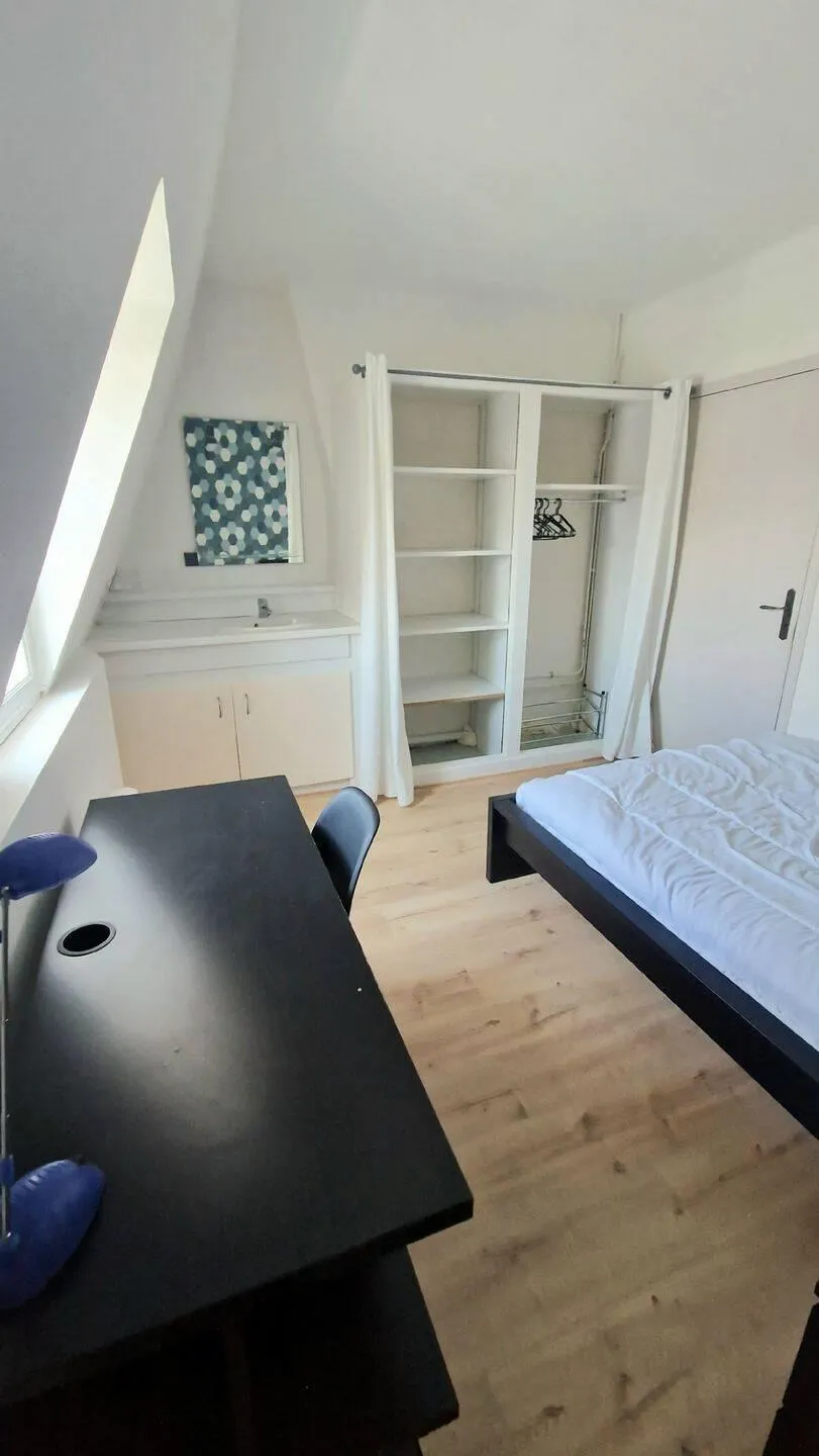 Location Tours Chambre 6abecddc8755