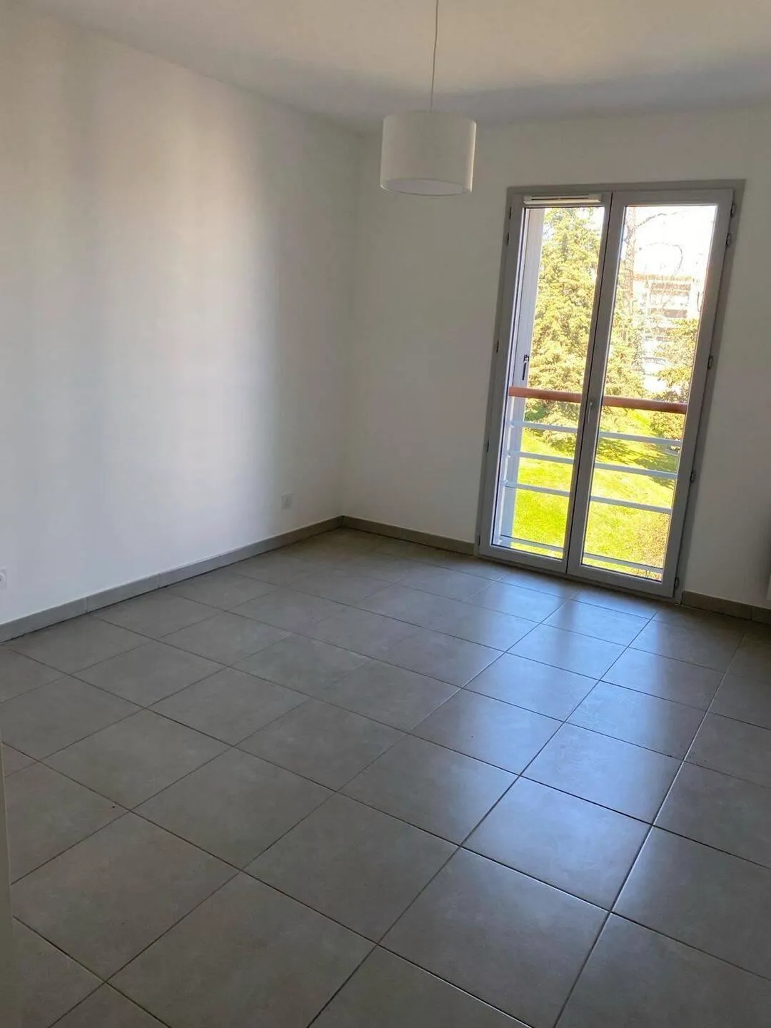 Location Villeneuve-Loubet Appartement 6ac129394b95